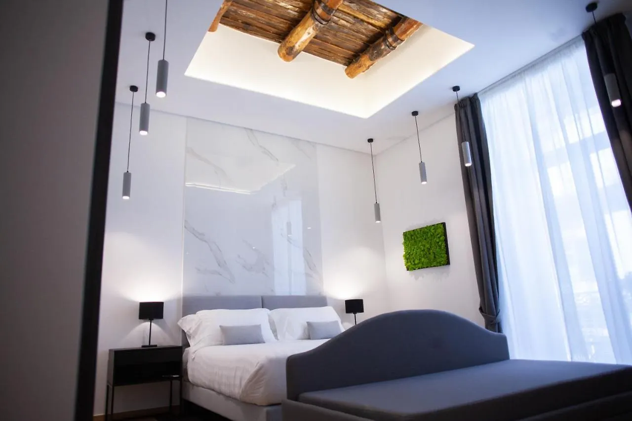 4Heavens_Naples Hotel 0*, Naples